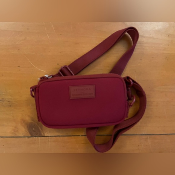 Dagne Dover x Sephora Mara Phone Sling Burgundy Wine crossbody Pouch Bag - Picture 2 of 9